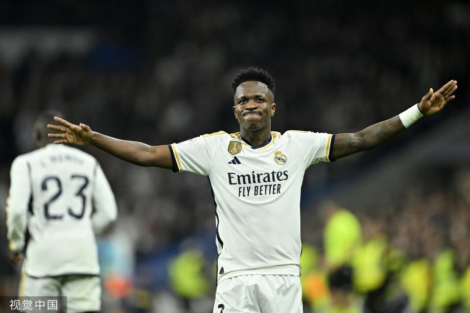 发巨大争议 发巨大争议